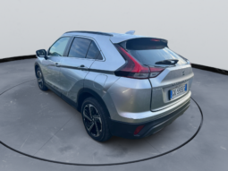 
										MITSUBISHI ECLIPSE CROSS 2.4 PHEV INTENSE full									