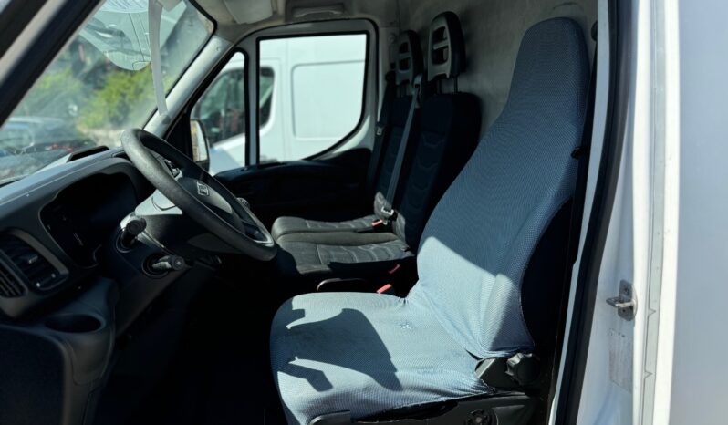 
								IVECO DAILY 35 S12 v LH2 3520 E6 full									