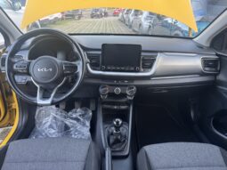 
										KIA Stonic 1.2cc DPI 84cv Urban full									