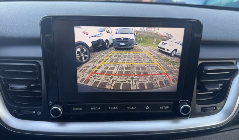 
								KIA Stonic 1.2cc DPI 84cv Urban full									