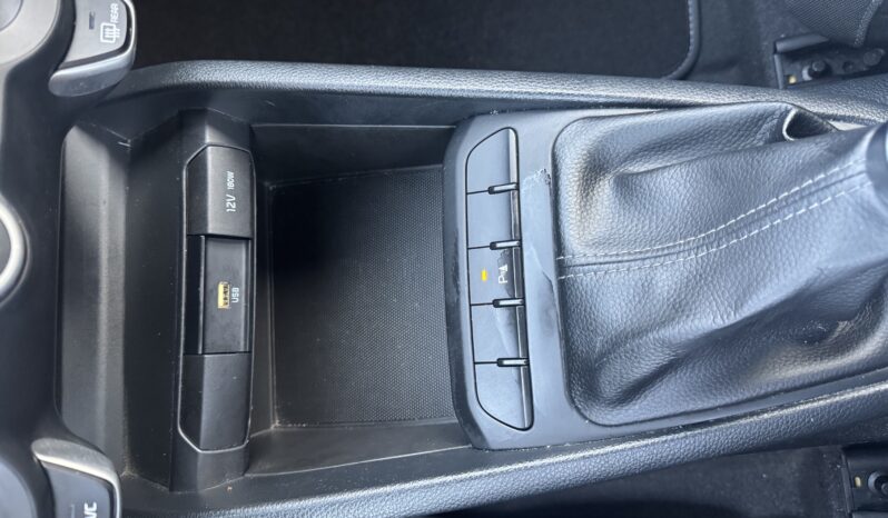 
								KIA Stonic 1.2cc DPI 84cv Urban full									