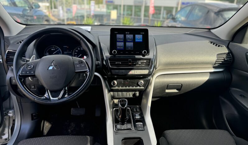 
								MITSUBISHI ECLIPSE CROSS 2.4 PHEV INTENSE full									