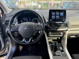 
										MITSUBISHI ECLIPSE CROSS 2.4 PHEV INTENSE full									