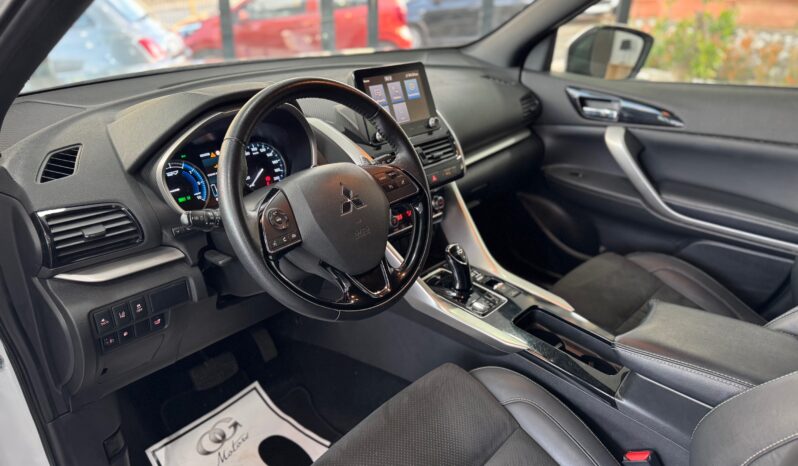 
								MITSUBISHI ECLIPSE CROSS 2.4 PHEV INSTYLE full									