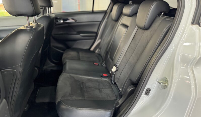 
								MITSUBISHI ECLIPSE CROSS 2.4 PHEV INSTYLE full									