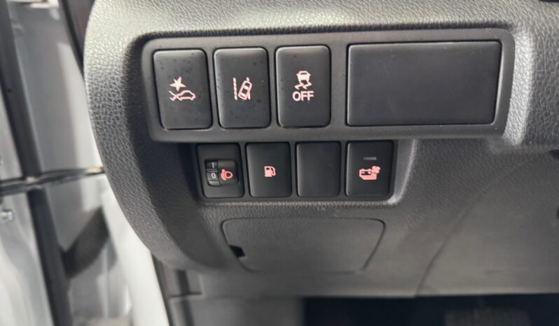 
								MITSUBISHI ECLIPSE CROSS 2.4 PHEV INSTYLE full									