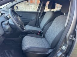 
										Lancia Ypsilon 1.0 70CV Hybrid SILVER PLUS full									