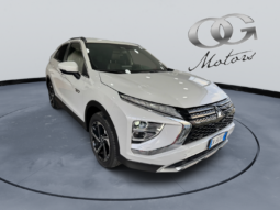 
										MITSUBISHI ECLIPSE CROSS 2.4 PHEV INTENSE full									