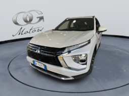 
										MITSUBISHI ECLIPSE CROSS 2.4 PHEV INTENSE full									