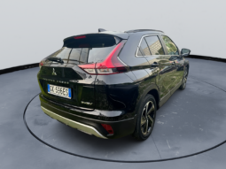 
										MITSUBISHI ECLIPSE CROSS 2.4 PHEV INTENSE full									