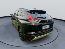 
										MITSUBISHI ECLIPSE CROSS 2.4 PHEV INTENSE full									