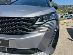 
										PEUGEOT 3008 HYBRID E-DCS 6 136cv – GT full									