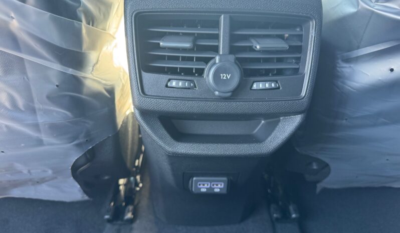 
								PEUGEOT 3008 HYBRID E-DCS 6 136cv – GT full									