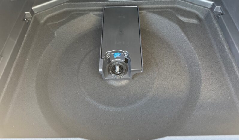 
								PEUGEOT 3008 HYBRID E-DCS 6 136cv – GT full									