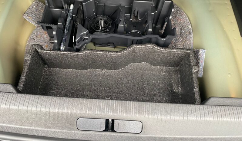 
								PEUGEOT 2008 1.2 Puretech 130cv EAT8 S&S ALLURE full									