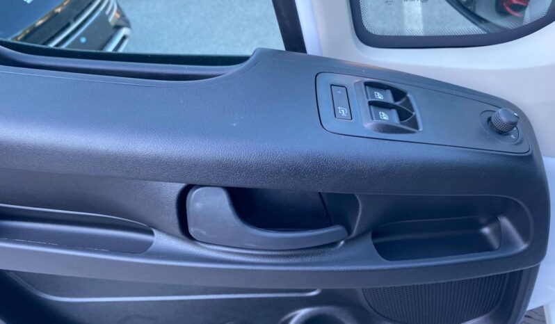 
								FIAT Ducato Serie 2 L2h2 33 2.2cc Diesel 140cv Furgone Lastrato full									