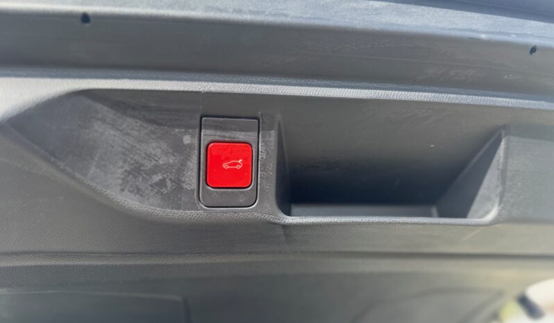 
								DS 4 1.5cc BlueHDi 130cv Automatico OPERA full									