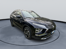 
										MITSUBISHI ECLIPSE CROSS 2.4 PHEV INSTYLE full									