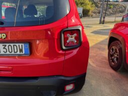 
										JEEP RENEGADE 1.0cc TURBO I3 120cv 4X2 LONGITUDE full									