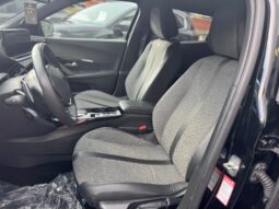 
										PEUGEOT New 2008 1.5 BlueHDi 130cv EAT8 S&S Allure full									