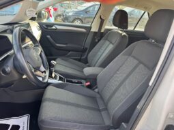 
										Volkswagen T-Roc 1.0cc TSI 110cv Life full									