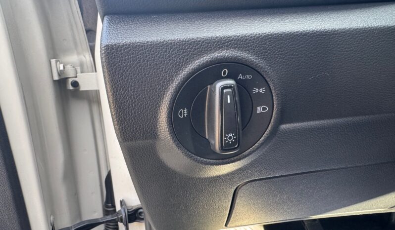 
								Volkswagen T-Roc 1.0cc TSI 110cv Life full									