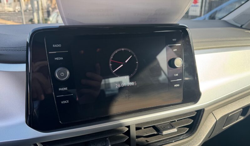 
								Volkswagen T-Roc 1.0cc TSI 110cv Life full									