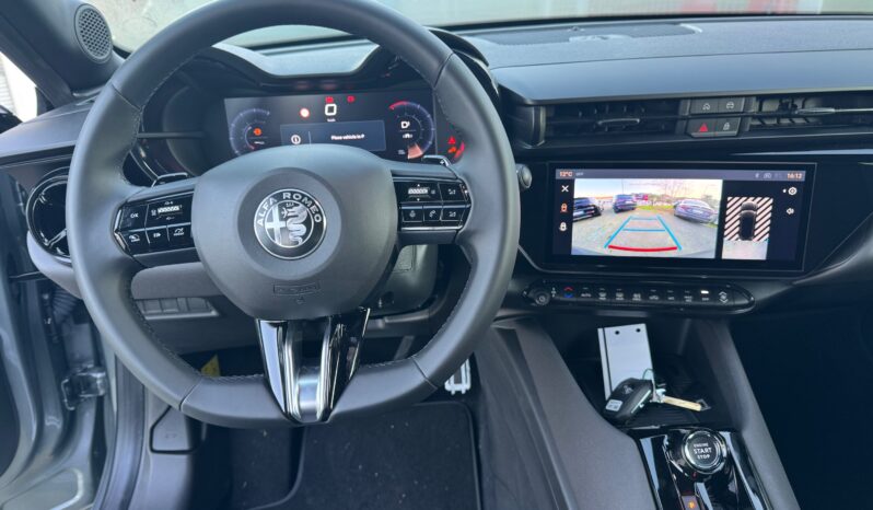 
								Alfa Romeo Junior 1.2cc Hybrid 145cv eDCT6 Speciale full									