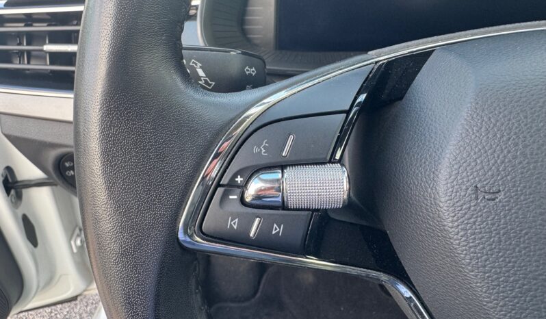 
								SKODA KAMIQ 1.5cc TSI 150cv DSG Style full									