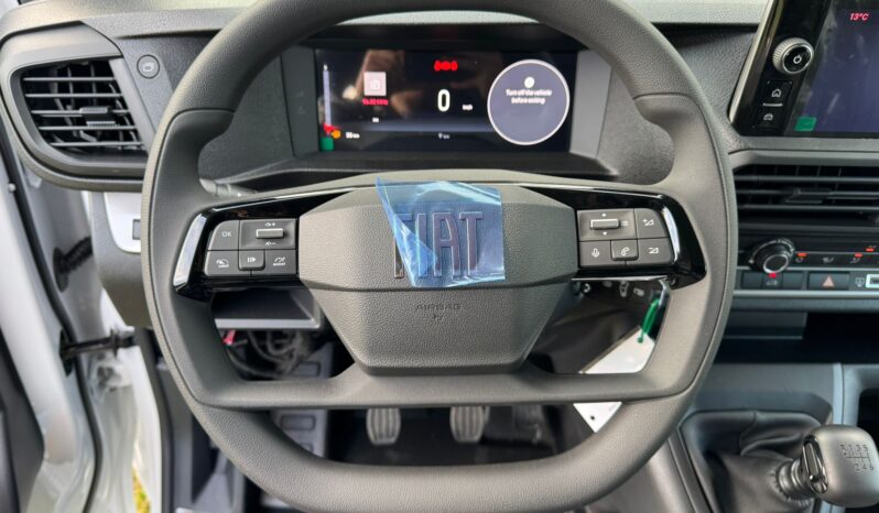 
								FIAT Scudo Serie 3 L2H1 1.5cc Diesel 120cv Van full									