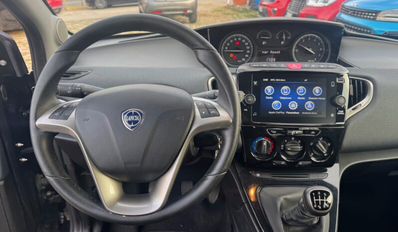 
								LANCIA YPSILON 1.0cc 70cv MHEV GOLD full									