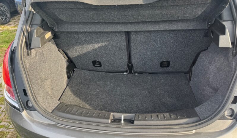 
								LANCIA YPSILON 1.0cc 70cv MHEV GOLD full									