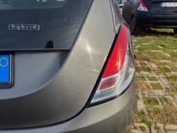 
										LANCIA YPSILON 1.0cc 70cv MHEV GOLD full									