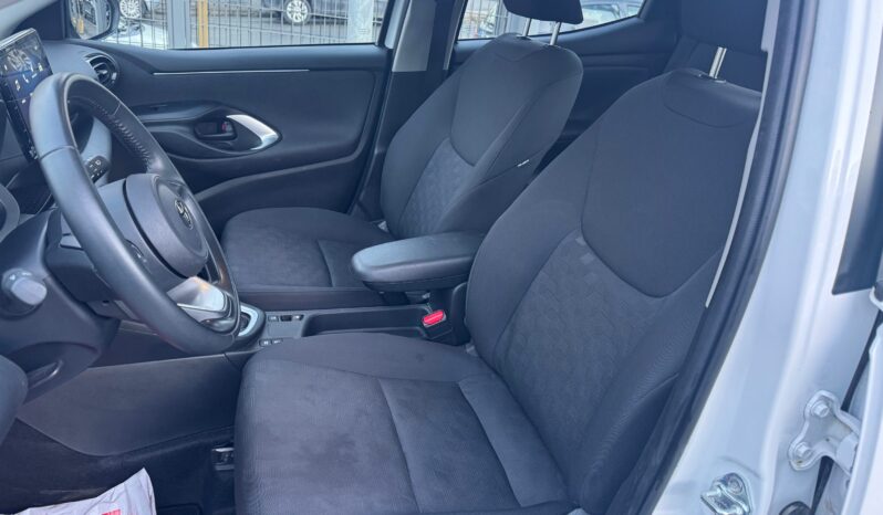 
								Toyota Yaris 1.5cc HEV Full Hybrid 116cv Active full									