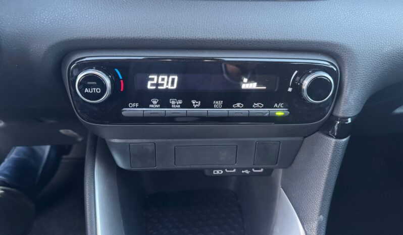 
								Toyota Yaris 1.5cc HEV Full Hybrid 116cv Active full									