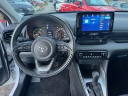 
										Toyota Yaris 1.5cc HEV Full Hybrid 116cv Active full									