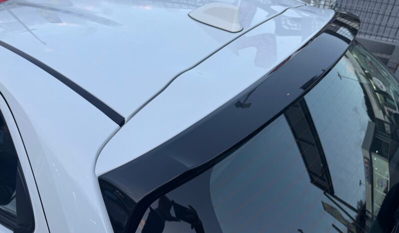 
								Toyota Yaris 1.5cc HEV Full Hybrid 116cv Active full									