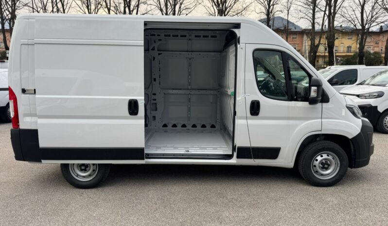 
								FIAT Ducato 33 L2h2 2.2cc Diesel 140cv Furgone Lastrato full									