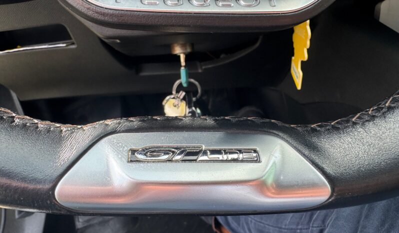 
								PEUGEOT 3008 1.5cc BlueHDi 130cv EAT8 GT Line full									