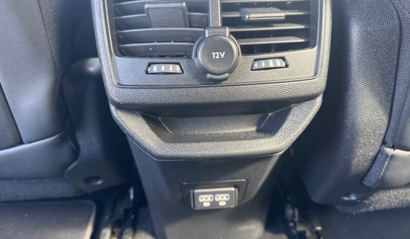 
								PEUGEOT 3008 1.2cc PureTech 130cv S&S GT full									