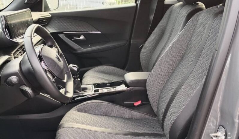 
								PEUGEOT 2008 1.2 Puretech 130cv S&S ALLURE full									