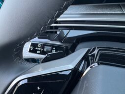 
										PEUGEOT NEW 3008 1.2cc HYBRID 145cv E-DCS6 ALLURE full									