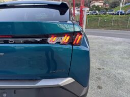 
										PEUGEOT NEW 3008 1.2cc HYBRID 145cv E-DCS6 ALLURE full									