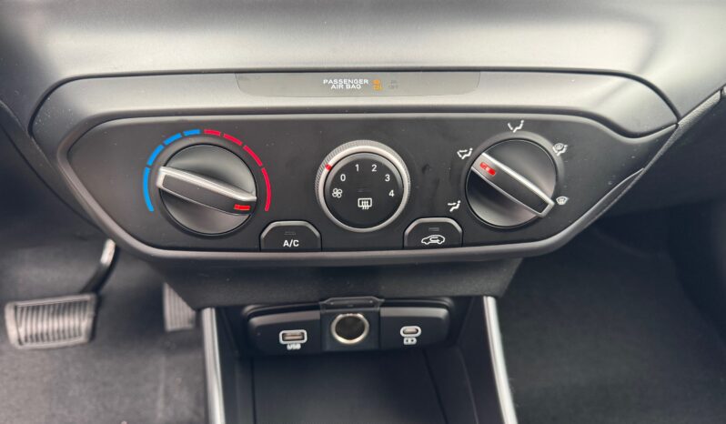 
								Hyundai I20 1.0cc T-GDI 90cv DCT Connectline full									