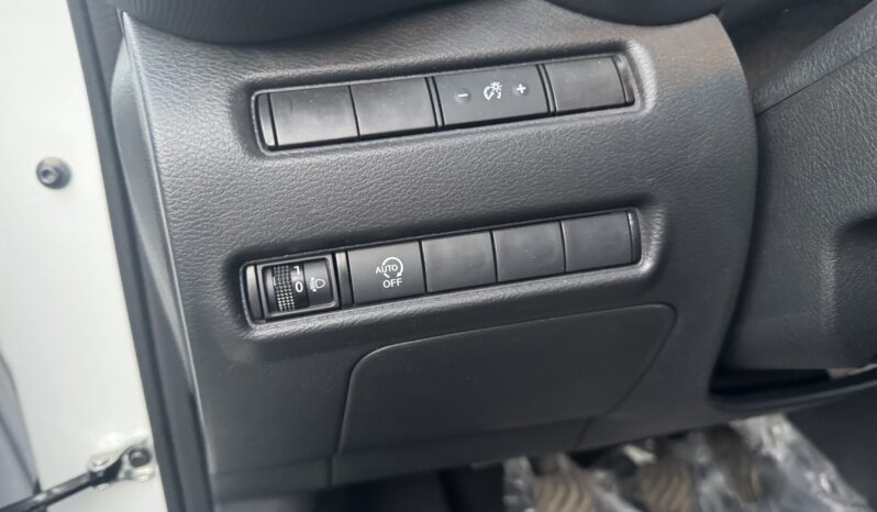 
								NISSAN JUKE 1.0cc DIG-T 114cv N-CONNECTA full									