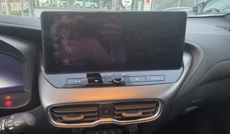 
								NISSAN JUKE 1.0cc DIG-T 114cv N-CONNECTA full									