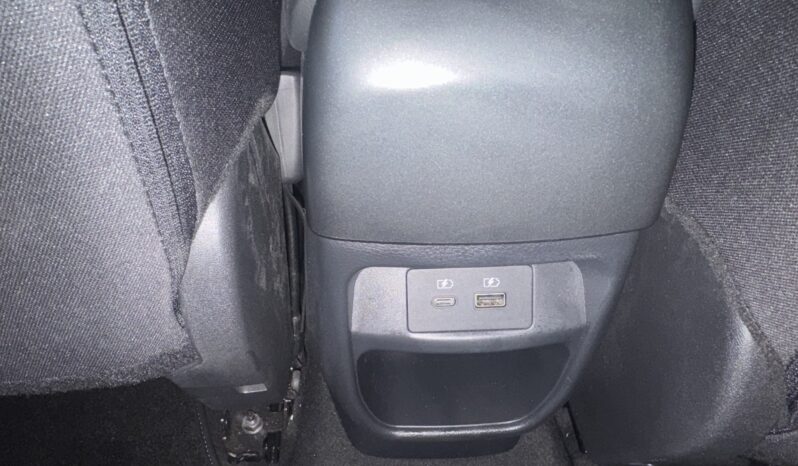 
								NISSAN JUKE 1.0cc DIG-T 114cv N-CONNECTA full									